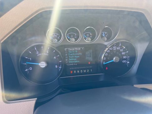 Used 2016 Ford F250 Lariat w/ Lariat Ultimate Package image 39