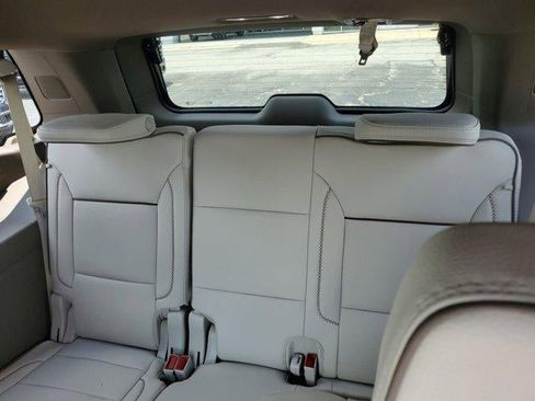 New 2026 GMC Yukon Denali w/ Denali Reserve Package AWD/4WD image 11