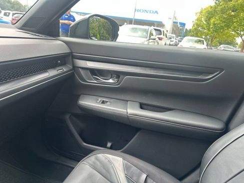 Used 2026 Honda CR-V Sport image 7