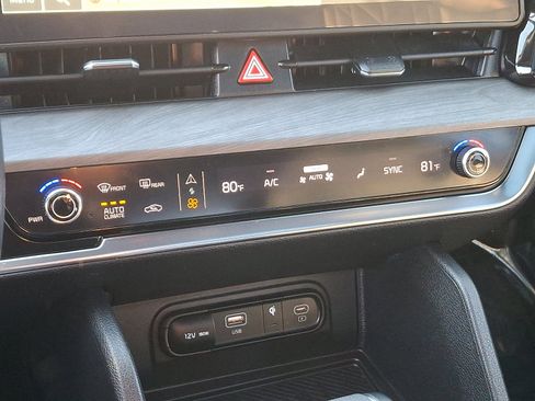 Used 2024 Kia Sportage X-Line w/ X-Line Premium Package image 16