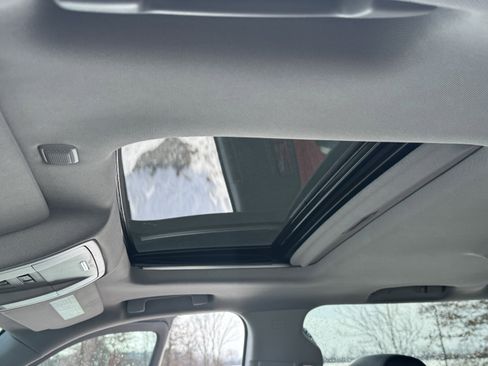 Used 2016 GMC Sierra 2500 Denali w/ Duramax Plus Package image 8