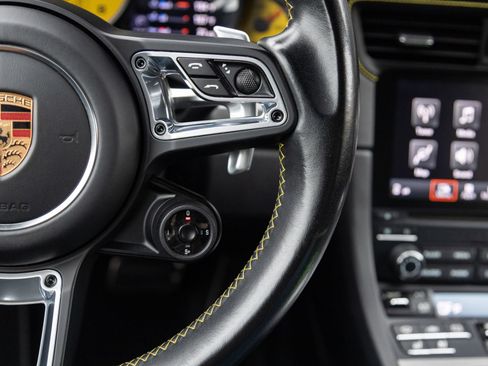 Certified 2018 Porsche 911 Carrera 4S AWD/4WD image 18