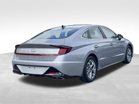 Used 2023 Hyundai Sonata SEL FWD image 4