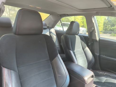 Used 2017 Toyota Camry XSE w/ Moonroof Package FWD image 26