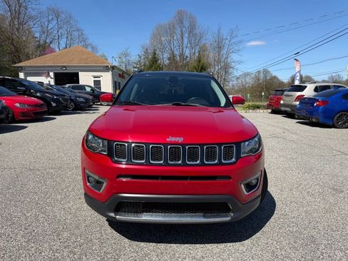 Used 2018 Jeep Compass Limited w/ Navigation Group AWD/4WD image 3
