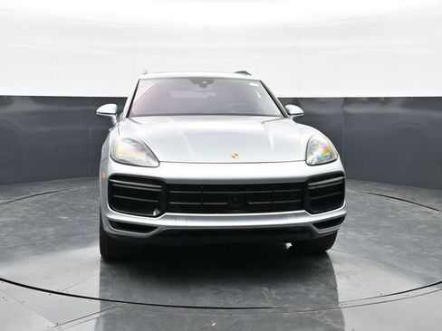 Used 2020 Porsche Cayenne Turbo AWD/4WD image 2