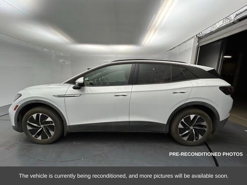 Used 2022 Volkswagen ID.4 Pro S image 2