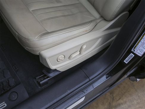 Used 2022 Audi Q5 2.0T Premium image 14