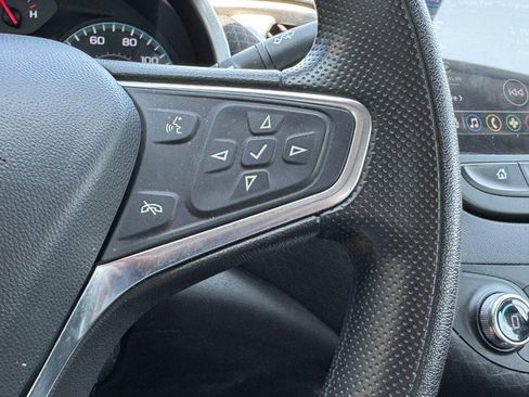 Used 2025 Chevrolet Malibu LT FWD image 17