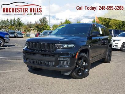 Certified 2023 Jeep Grand Cherokee L Limited w/ Black Appearance Package