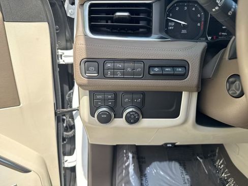 Used 2021 GMC Yukon Denali image 26