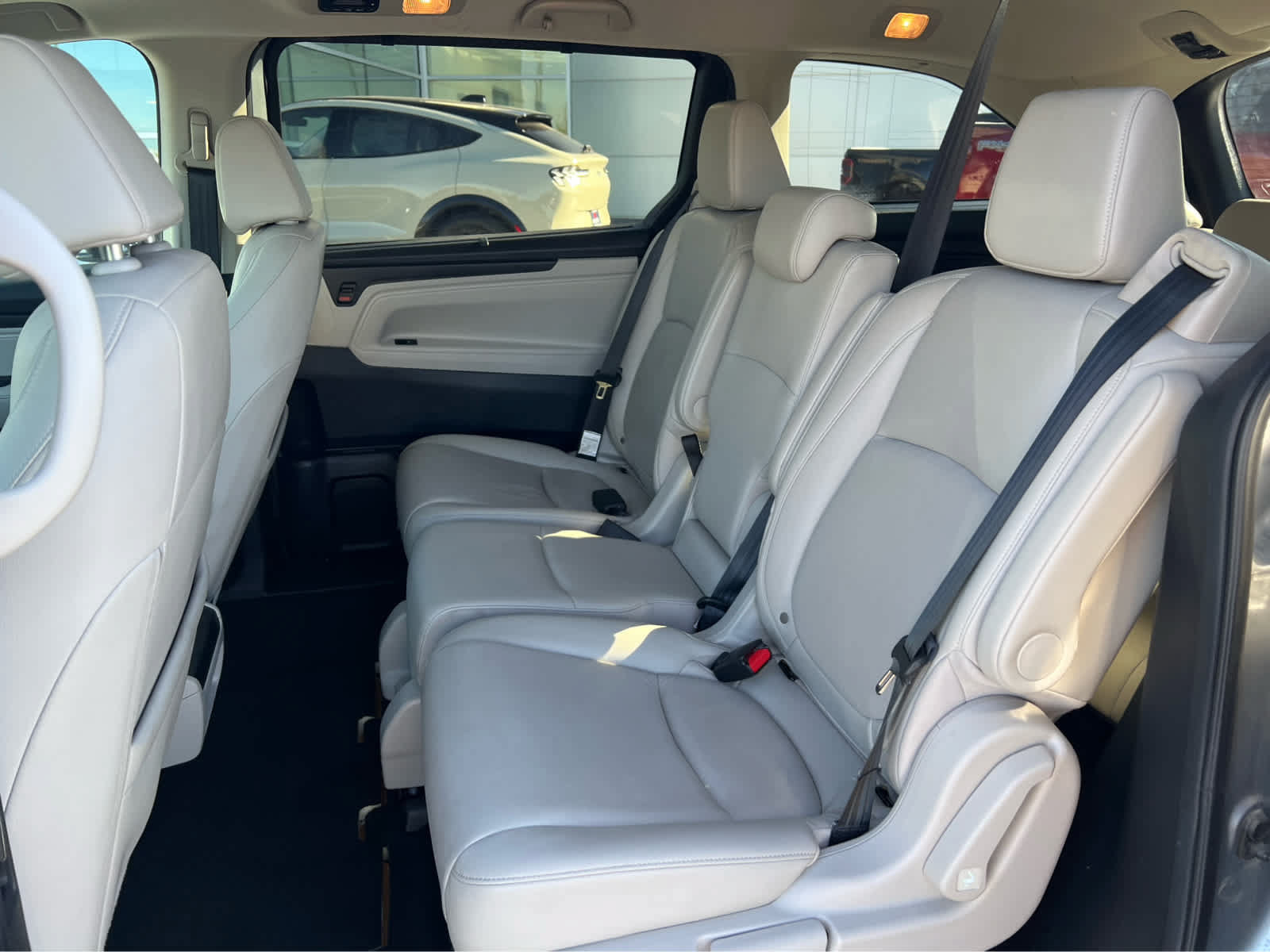 Used 2025 Honda Odyssey EX-L image 25