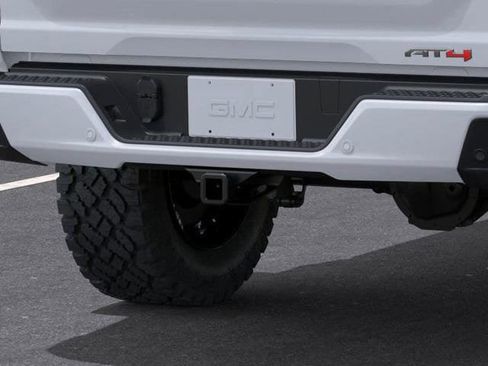 New 2026 GMC Canyon AT4 w/ AT4 Premium Package AWD/4WD image 14