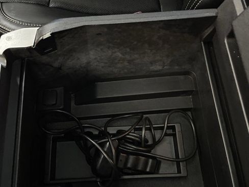 Used 2018 Ford F150 Lariat w/ Equipment Group 502A Luxury image 40