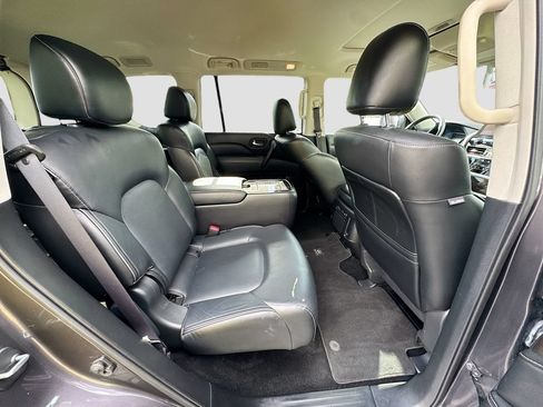Certified 2024 INFINITI QX80 Luxe AWD/4WD image 31