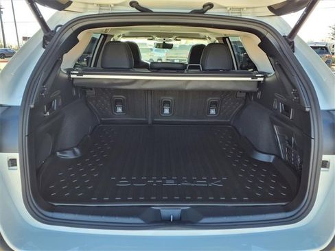 Certified 2025 Subaru Outback Onyx Edition image 20
