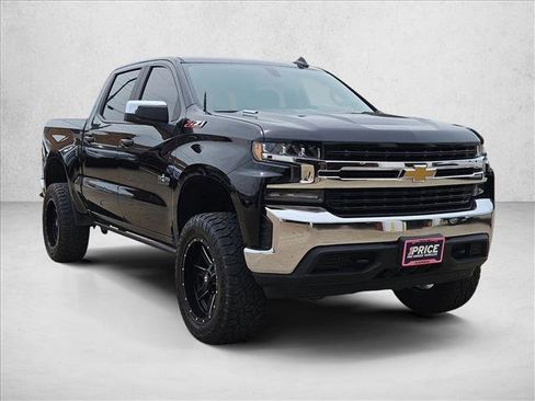 Used 2020 Chevrolet Silverado 1500 LT w/ Texas Edition AWD/4WD image 3