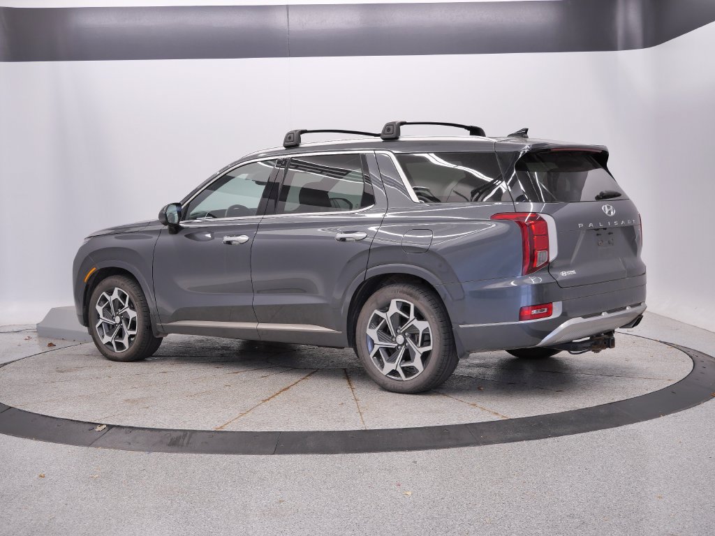 Used 2022 Hyundai Palisade Calligraphy w/ Cargo Package AWD/4WD image 3