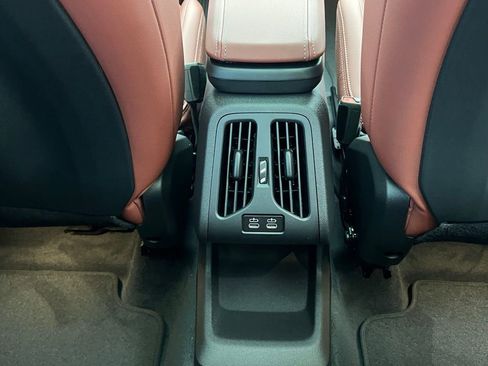 Used 2026 BMW X1 xDrive28i image 9