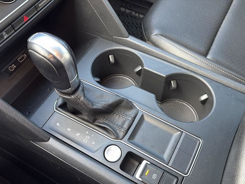 Used 2019 Volkswagen Atlas SE image 22