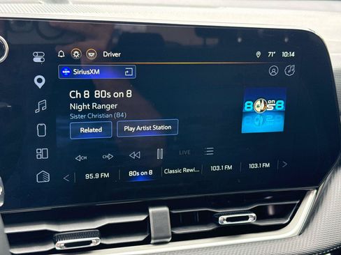 Used 2025 Chevrolet Equinox LT AWD/4WD image 18