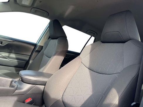 Used 2023 Toyota RAV4 XLE image 12