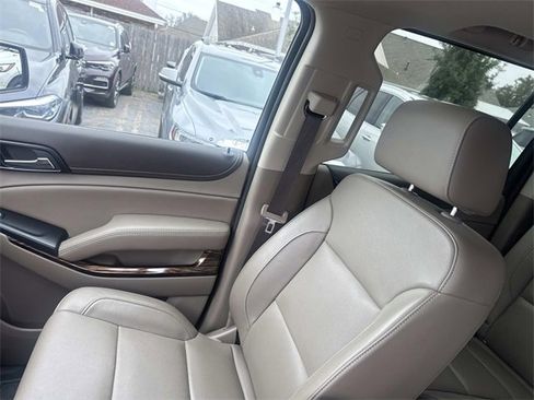 Used 2019 GMC Yukon XL SLT w/ Open Road Package image 21