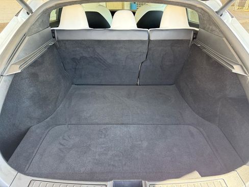 Used 2021 Tesla Model S Performance image 31