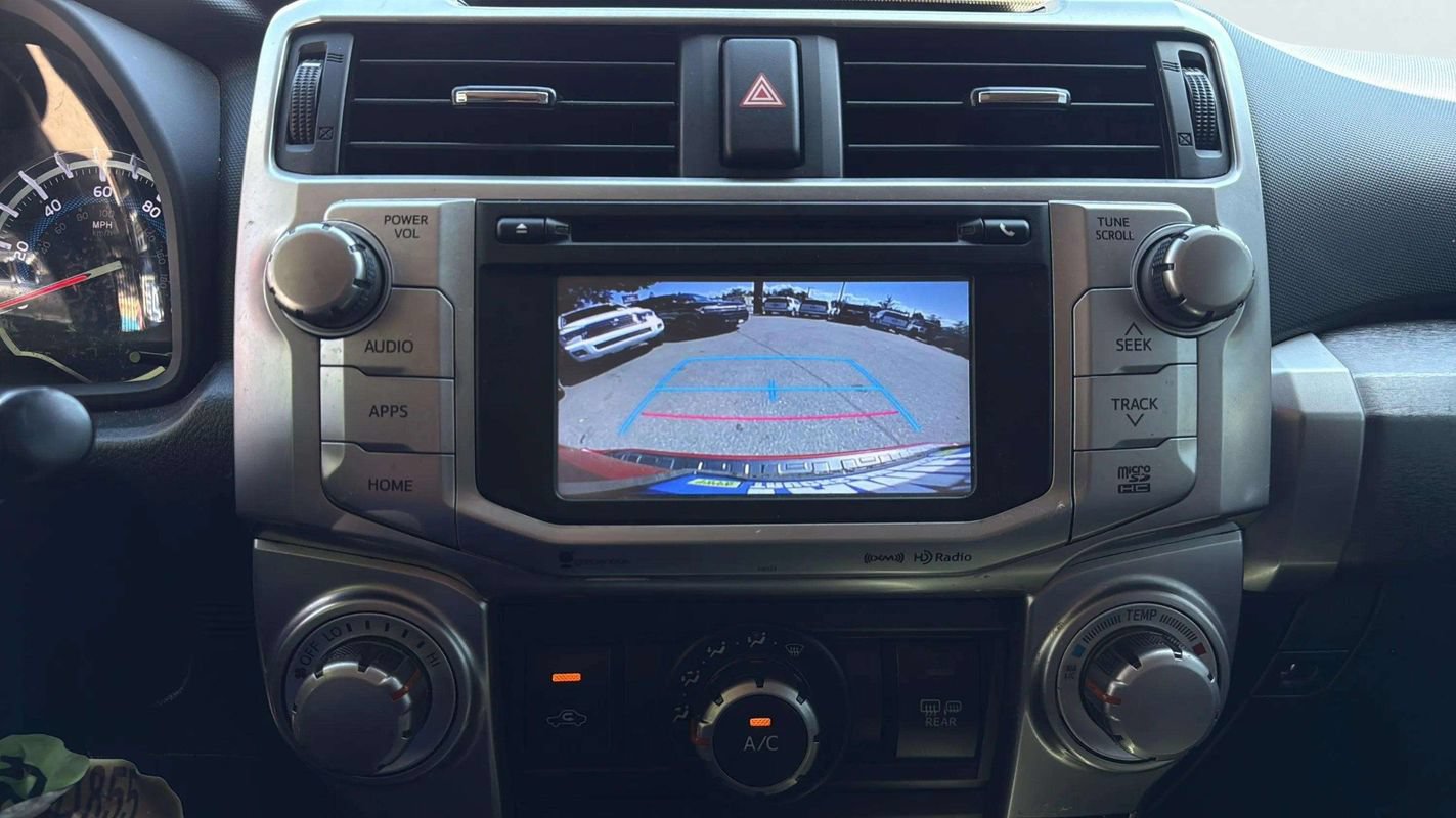 Used 2018 Toyota 4Runner SR5 Premium AWD/4WD image 9