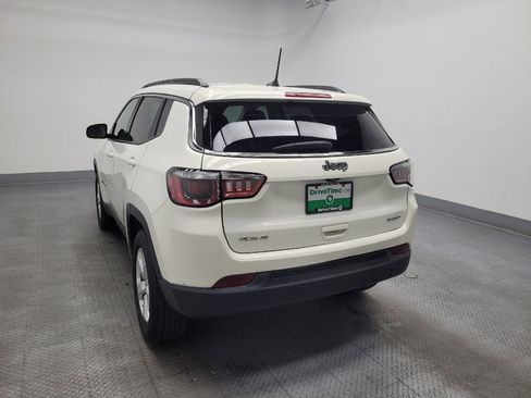 Used 2020 Jeep Compass Latitude AWD/4WD image 5