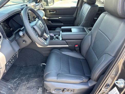 New 2026 Toyota Tundra Platinum w/ TRD Off-Road Package AWD/4WD image 26