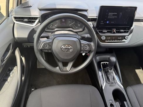 Used 2025 Toyota Corolla LE w/ Carpet Mat Package (TMS) FWD image 25