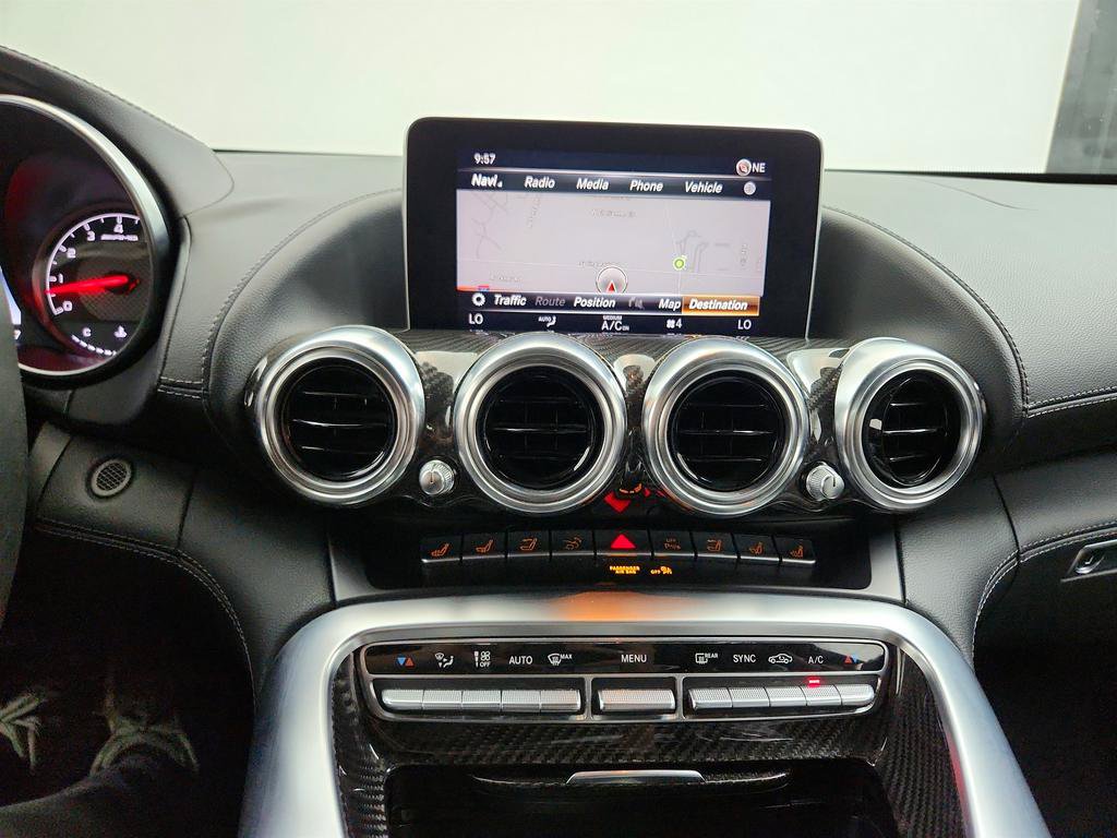 Used 2018 Mercedes-Benz AMG GT Roadster image 20