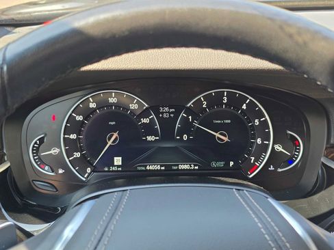Used 2018 BMW 530i xDrive AWD/4WD image 25