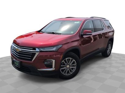 Used 2024 Chevrolet Traverse LT