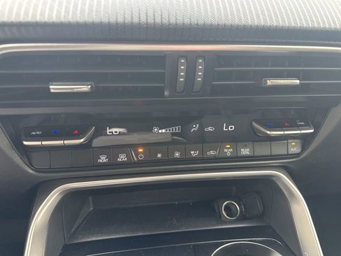 Used 2025 MAZDA CX-90 3.3 Turbo w/ Select Package image 12