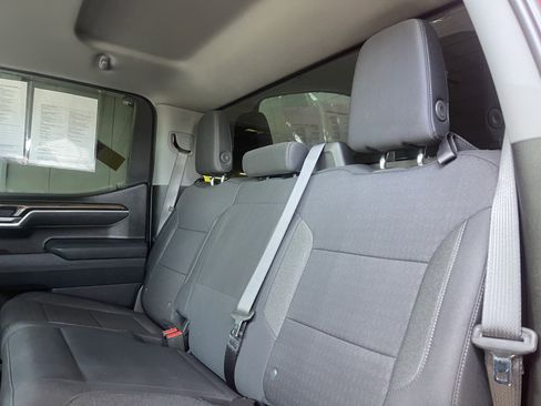 Used 2025 Chevrolet Silverado 1500 LT AWD/4WD image 15