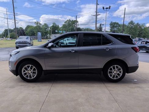 Used 2024 Chevrolet Equinox LT FWD image 4
