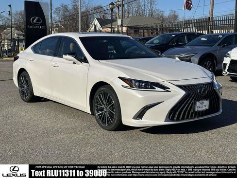 Used 2023 Lexus ES 250 w/ Premium Package image 1