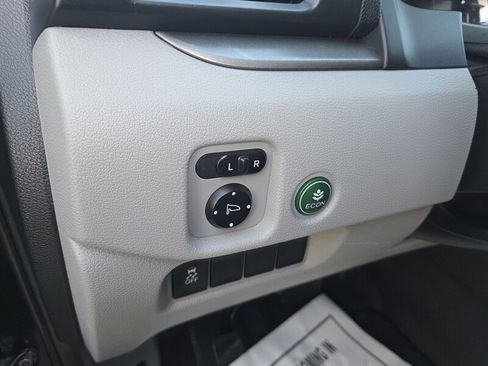 Used 2017 Honda Pilot EX-L image 11