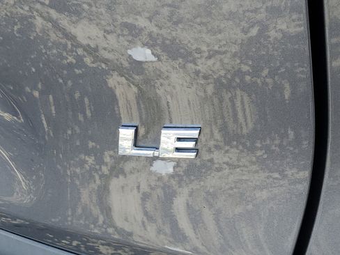 Used 2024 Toyota RAV4 LE image 7