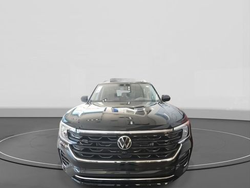 New 2025 Volkswagen Atlas SEL Premium R-Line image 3