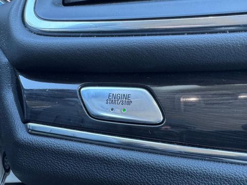 Used 2024 Buick Enclave Essence w/ Technology Package image 14