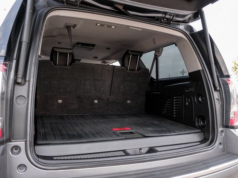 Used 2019 GMC Yukon XL Denali w/ Denali Ultimate Package image 63