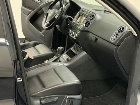 Used 2014 Volkswagen Tiguan SEL image 11