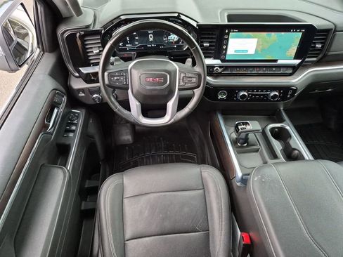 Used 2023 GMC Sierra 1500 SLT w/ SLT Premium Package RWD image 13