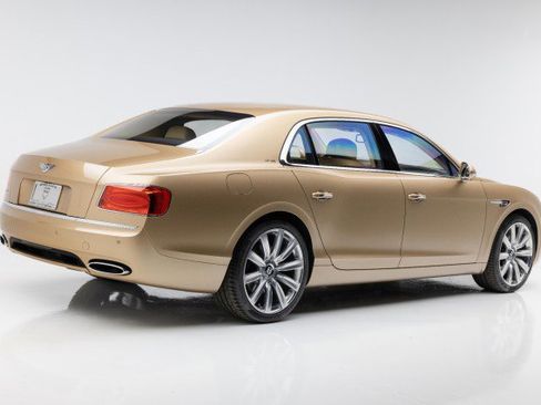 Used 2015 Bentley Flying Spur W12 image 11