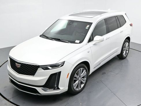Certified 2024 Cadillac XT6 Premium Luxury image 38