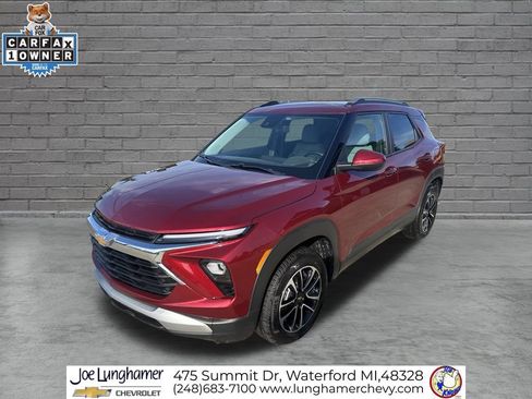 Used 2024 Chevrolet TrailBlazer LT w/ LT Cold Weather Package AWD/4WD image 8