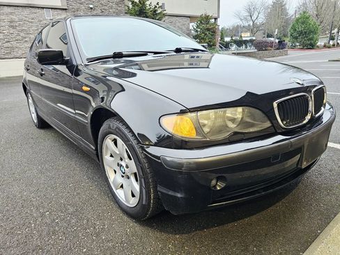 Used 2002 BMW 325xi Sedan image 7